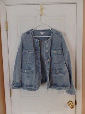 QVC Studio Park x Amy Stran XL 18 20 22 Light Wash Denim Collarless Lady Jacket